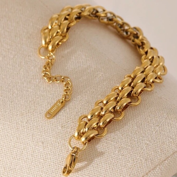 New 18k Gold Wide Chain Chunky Bracelet - Picture 4 of 9
